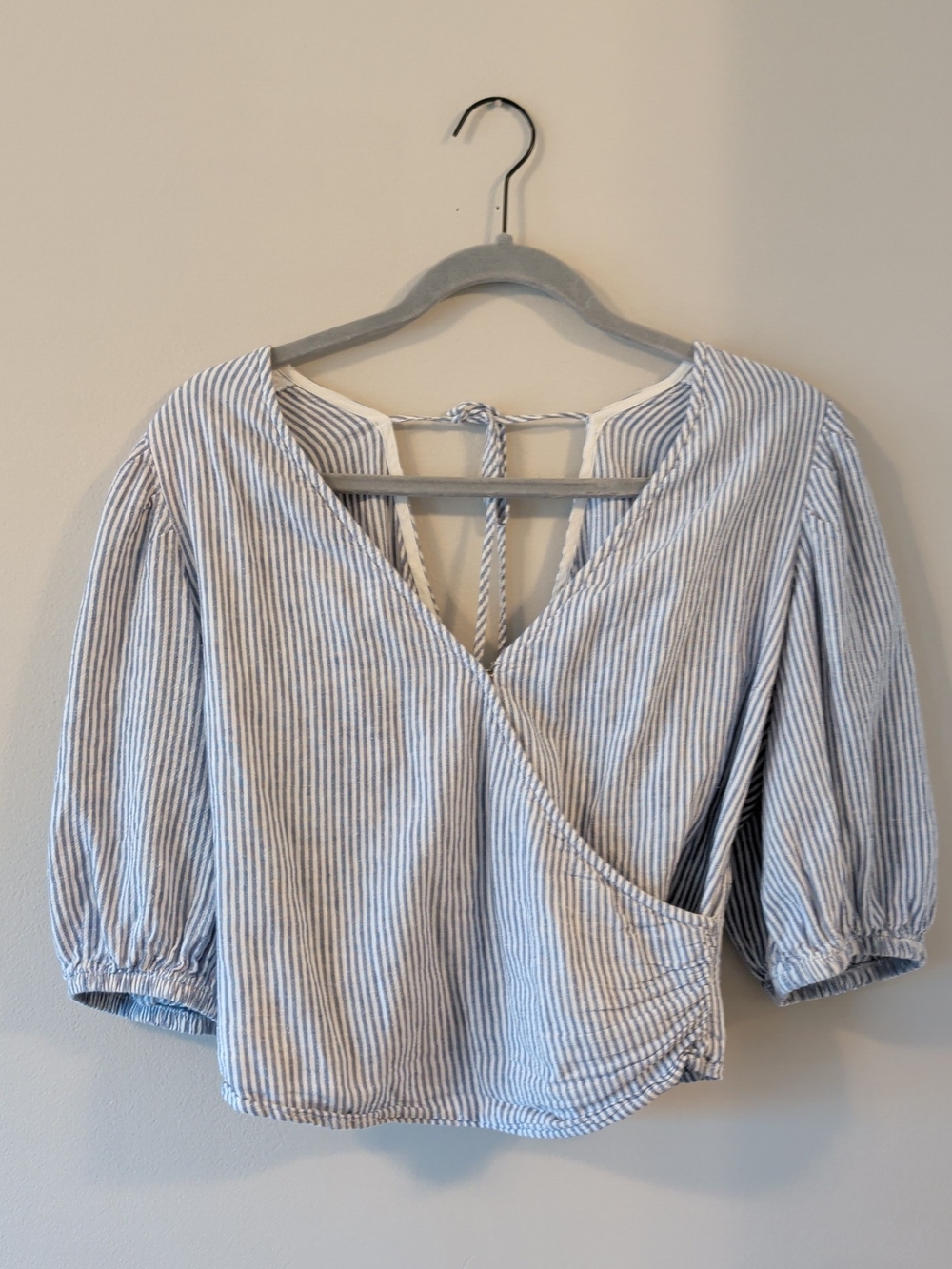 Abercrombie & Fitch Blue and White Striped Wrap Puff Sleeve Top